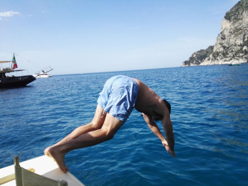 From Sorrento: Fishing in Capri with Lunch - Free time on Capri