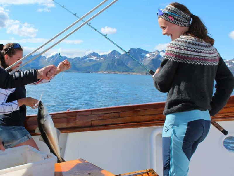 From Svolvær: Taste of Lofoten - Cultural Fishing Experience - Finding Stella Oceana at the dock