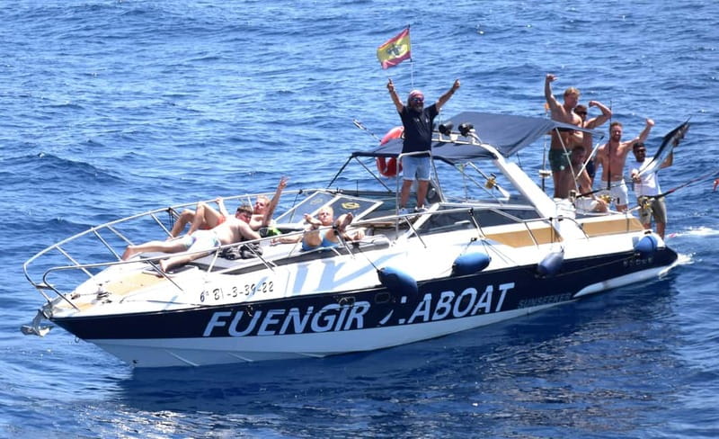 Fuengirola: Bottom Fishing Trip with Drinks & Equipment - Why the small group matters