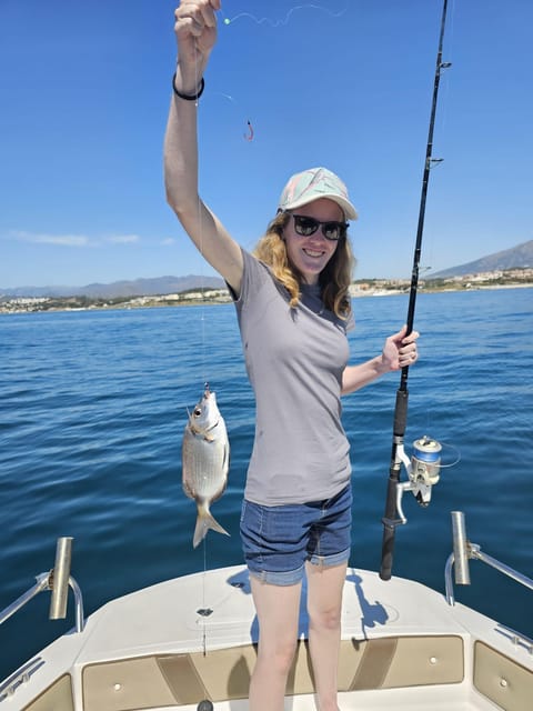 Fuengirola: Fishing Trip with Drinks and Gear - Drinks, snacks, and the practical rhythm