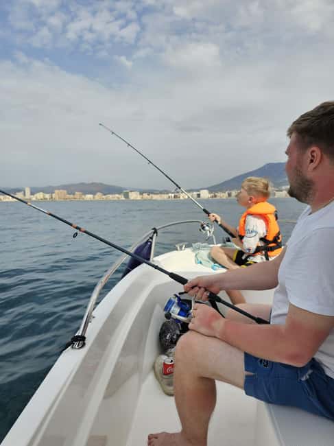 Fuengirola: Fishing Trip with Drinks and Gear - Why bottom fishing works well for beginners