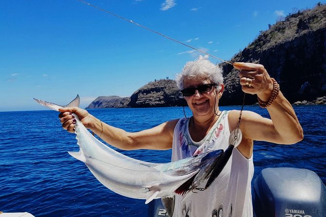 Full Day Tour Pinzon Island + La Fe/Las Palmas - Snorkeling & Fishing - La Fe or Las Palmas depends on the weather