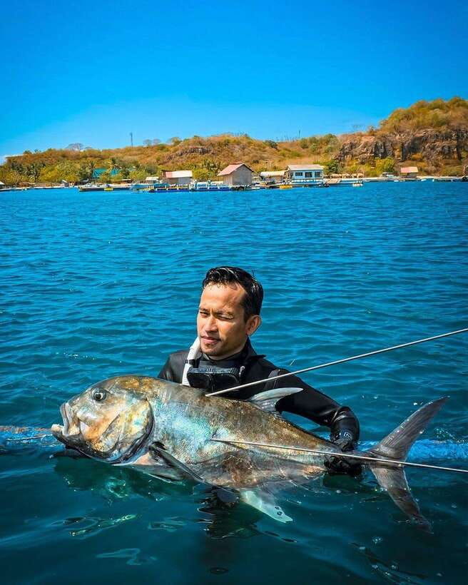 Gili Trawangan : Spearfishing with Catch & Cook Experience - Learning the gear before entering the water