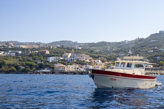 Group Capri tour , visit of caves, fishing legend and swimming - The Faraglioni: the classic Capri photograph
