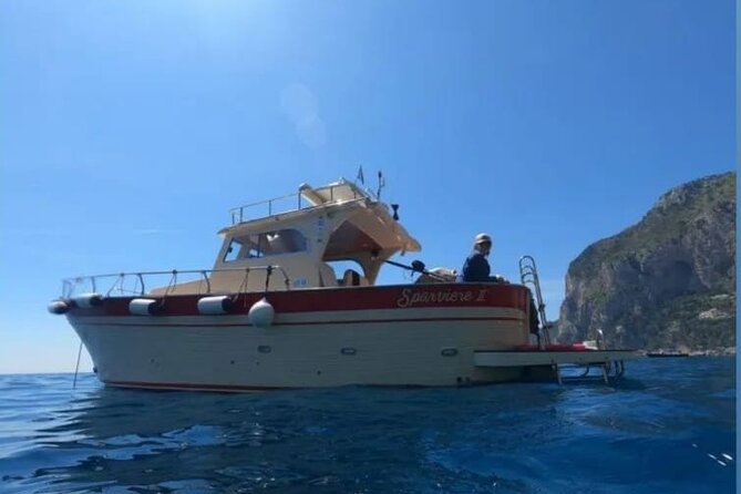 Group Capri tour , visit of caves, fishing legend and swimming - Blue Grotto: famous, but not included