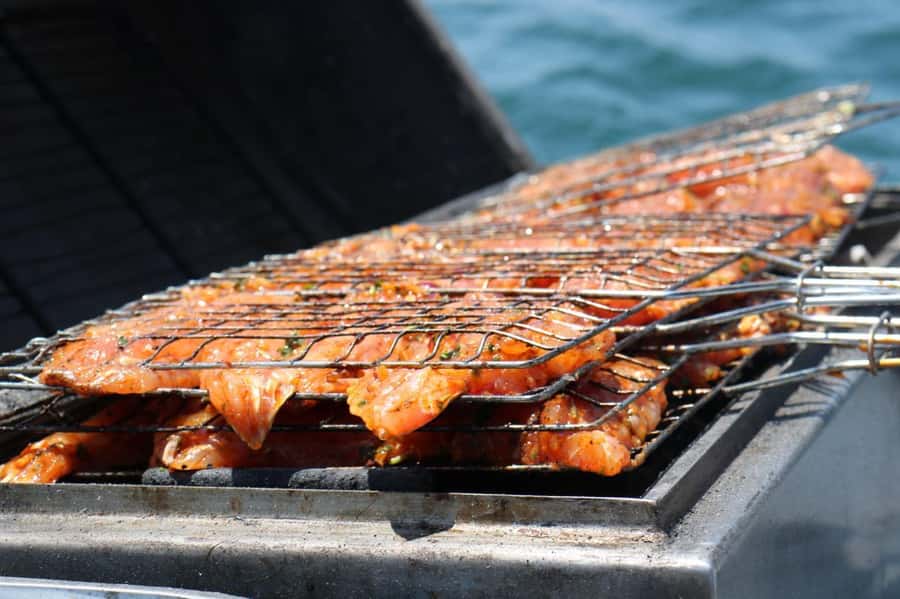 Half-Day Boat Trip in Agadir: Fishing, Fish BBQ & Swimming - The onboard BBQ and what you will actually eat