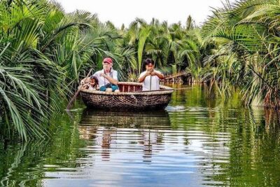 Hoi An Basket Boat Tour ( basket boat, visit water coconut forest, fishing crab)
