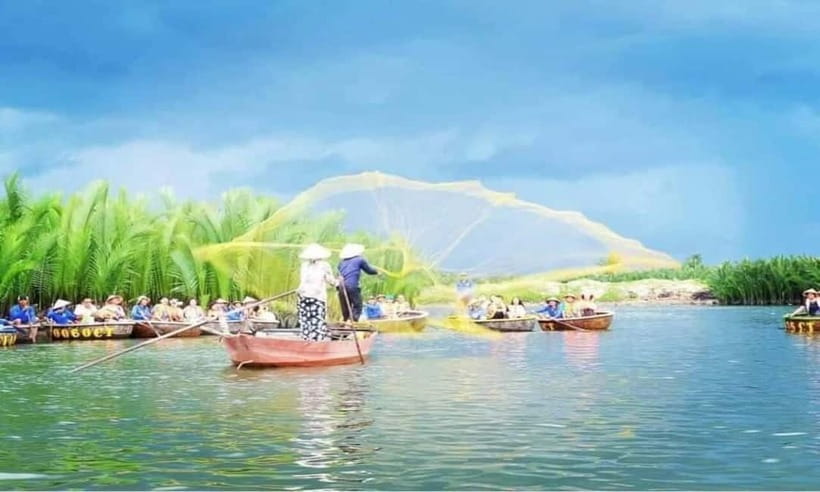 Hoi An: Coconut Basket Boat Ride and Fishing Experience - The basket boat race and welcome drink