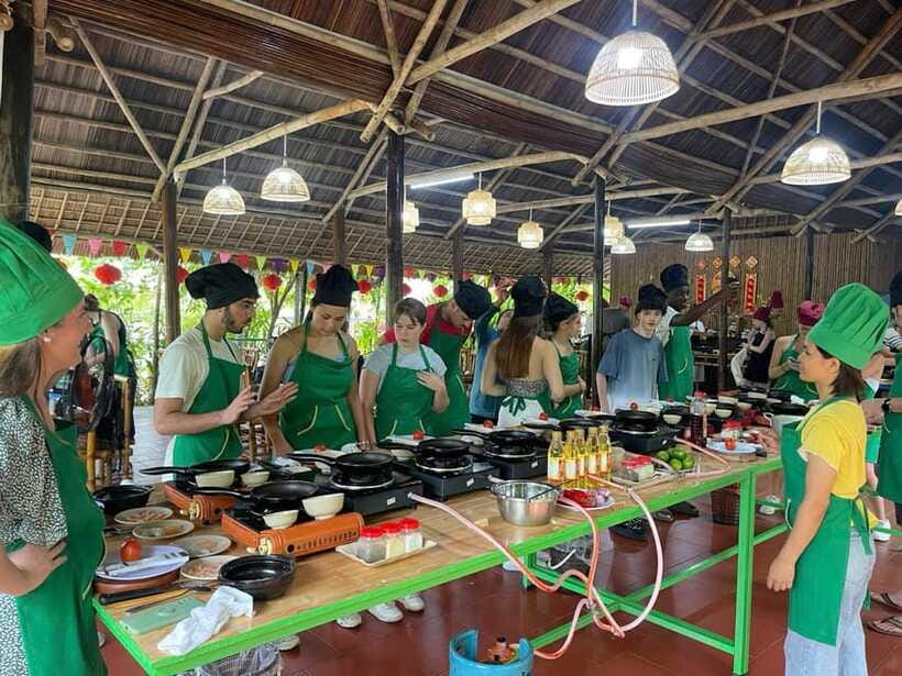 Hoi An: Cooking Class, Crab Fishing-Basket Boat, Market Tour - Eating a full meal after the lesson