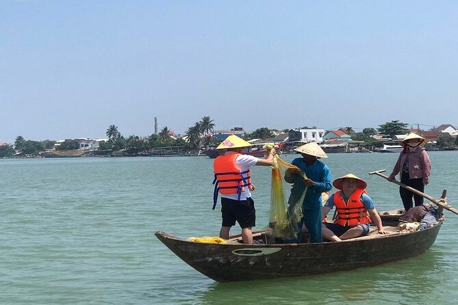 Hoi An Fishing Tour Private-Lantern /Cafe Making Class by Lunch - A Closer Look at the Coconut Forest