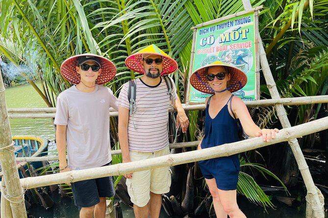 HoiAn:Making Lantern & Cooking Class-BasketBoat Ride,Crab fishing - Cooking with chef Tim