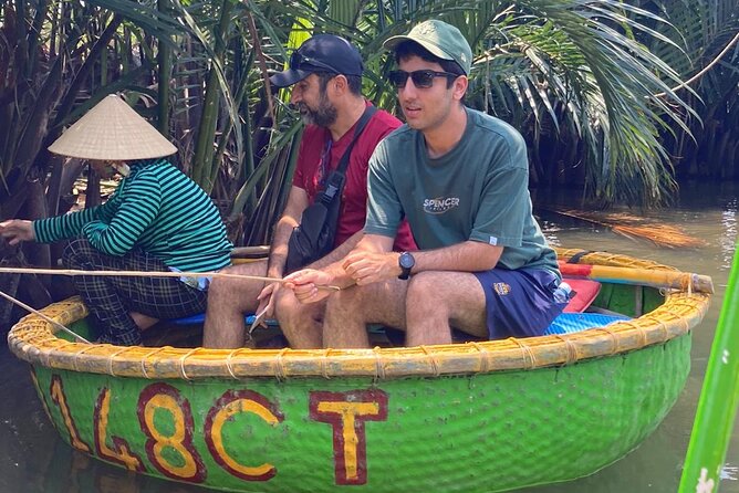 HoiAn:Making Lantern & Cooking Class-BasketBoat Ride,Crab fishing - Starting at BeBe Tailor and Hoi An Market