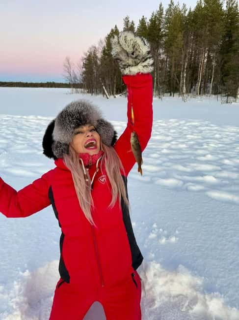 Ice Fishing Adventure in Levi with Salmon Soup - Leaving Levi for a frozen Finnish lake
