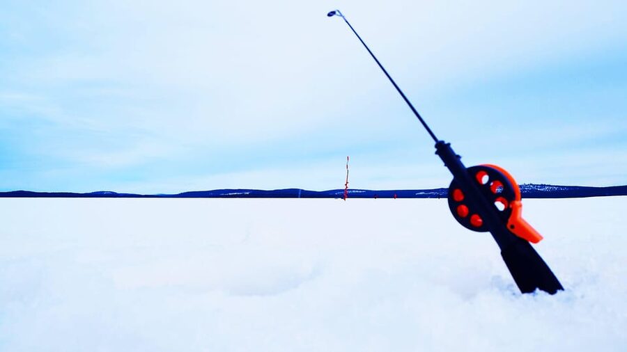 Ice fishing program in Lapland - Why guide Alex matters