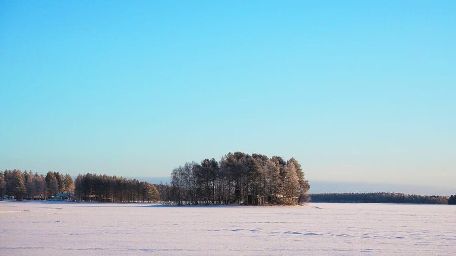 Ice fishing program in Lapland - Who should choose this experience?