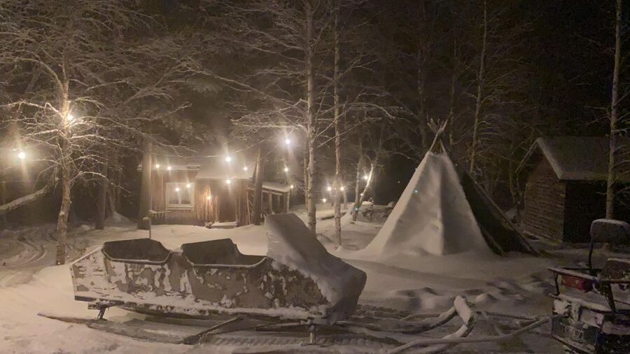Icefishing and tasting in Lake Inari - Clothing, comfort, and who should book