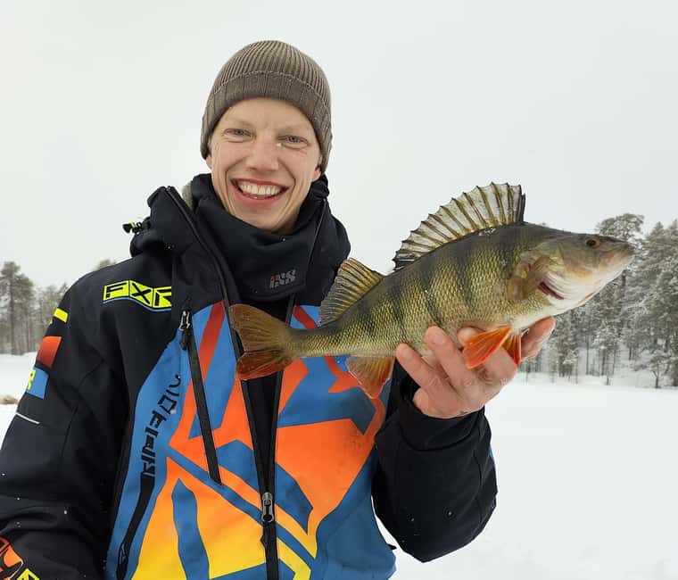 Inari: 2 hour Ice Fishing at Lake Inari - What fishing through the ice feels like