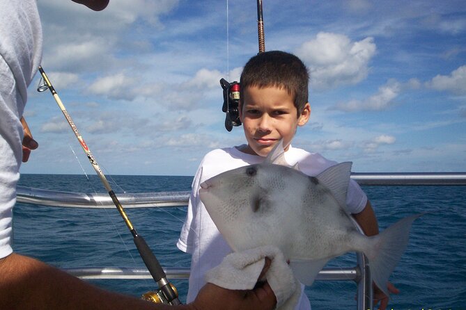 Jolly Roger Reef Fishing Experience - Leaving Dockyard for a half-day on the water