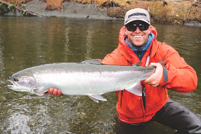 Kenai River Fishing Charter - A guide who adjusts the day to your group