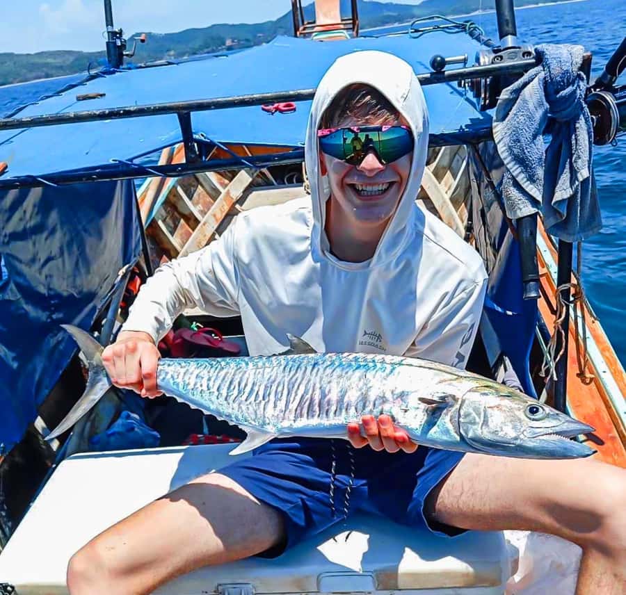 Ko Lanta: Exclusive Private Long-tail Boat Fishing Trip - How the trip handles rough conditions