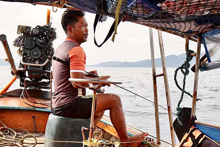 Koh Lipe: 3 Island Snorkeling & Fishing Tour - Lunch at noon, with fish prepared from your catch