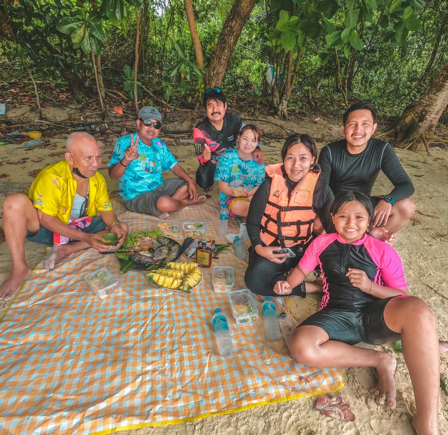 Koh Lipe: 3 Island Snorkeling & Fishing Tour - The day’s timing and what it feels like