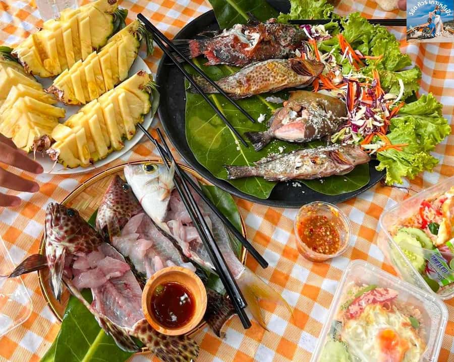 Koh Lipe: 3 Island Snorkeling & Fishing Tour - What the $160 group price really offers