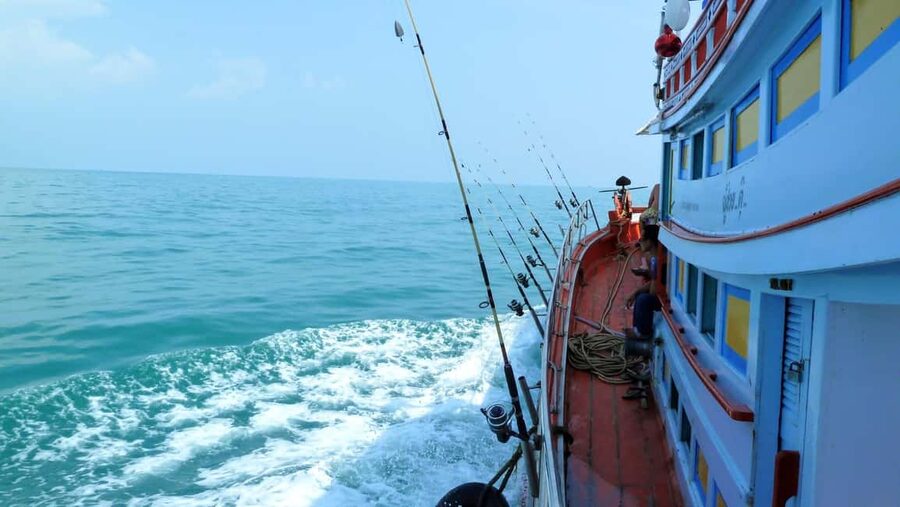 Koh Samui: Fishing Day Tour by Escort Boat with Mr. Tu - The 15-minute safety briefing