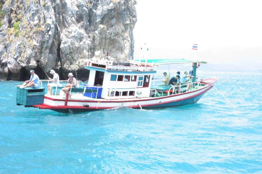 Koh Samui: Mr.Ung's Private Fishing/Boat Trip/Snorkeling/BBQ - Who will enjoy this Koh Samui outing