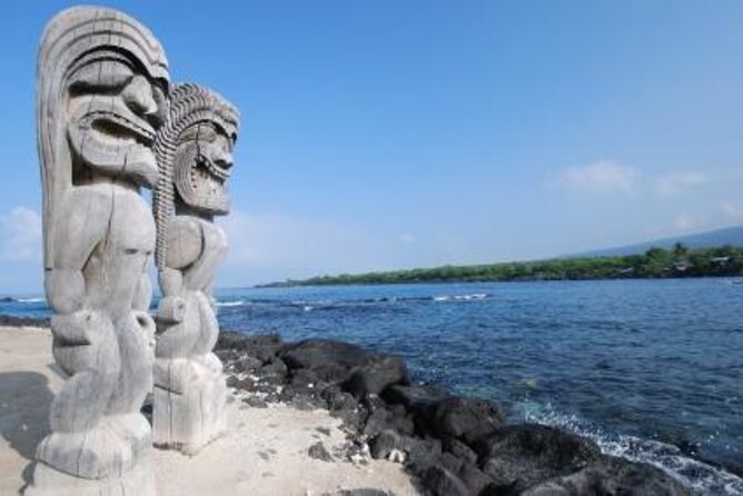 Kona Hawaii Fishing/Snorkel Large Group Private Charter on OE - Fishing gear and help from the crew