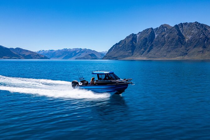 Lake Wānaka: 3 hour Fishing Adventure by Boat - Setting out from Lake Wānaka’s jetty