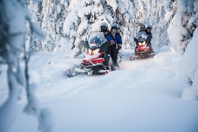 Lappish Lunch Break -Snowmobiling, ice fishing and tasty food - Practical details before you book