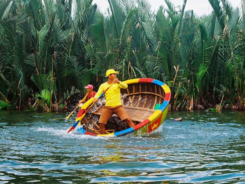 Local market, Basket boat, crab fishing & cooking class - What to bring and what to expect