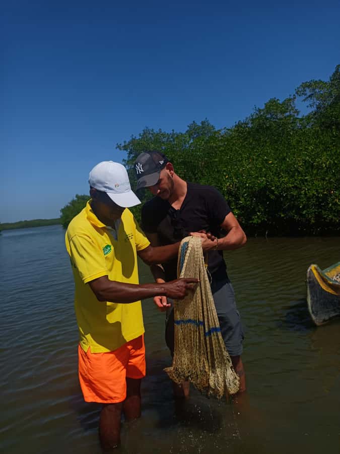 Mangroves, cultural fishing, black heritage town and lunch - Getting from Crespo to the fishing village