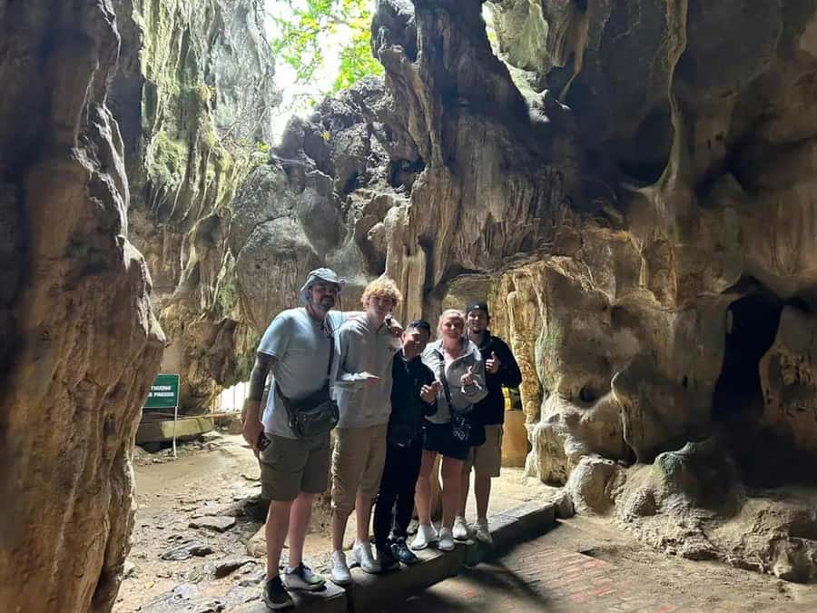 Ninh Binh Jeep Adventure: Temples, Lotus, Fishing & Cooking - Coi Khe and the village roads