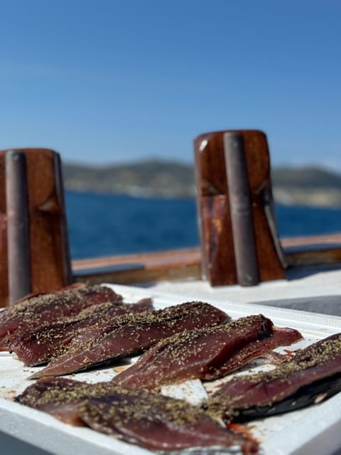 Paros: Highlights Tour with Fishing & Tasting in Naoussa - Fishing, preparation, and the family connection