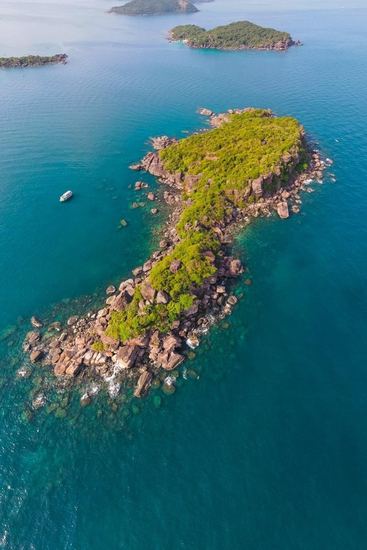 Phu Quoc: Snorkeling & Fishing in the South Island - Fishing near Xuong Island