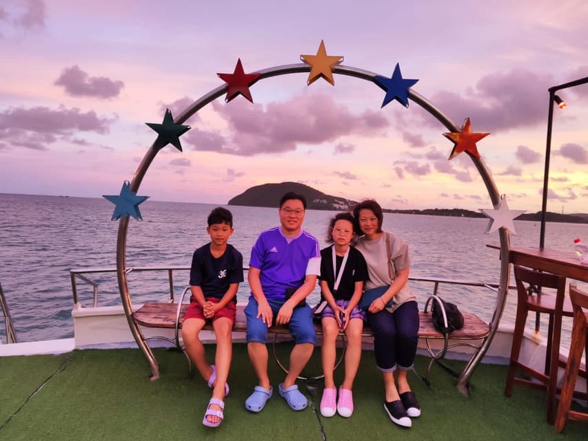Phu Quoc: Sunset and Squid Fishing Boat Tour with Dinner - Learning the gear before night squid fishing