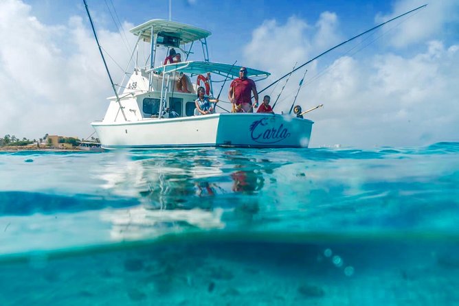 Private Afternoon Fishing Charter in Aruba - Choosing between coastal water and open sea