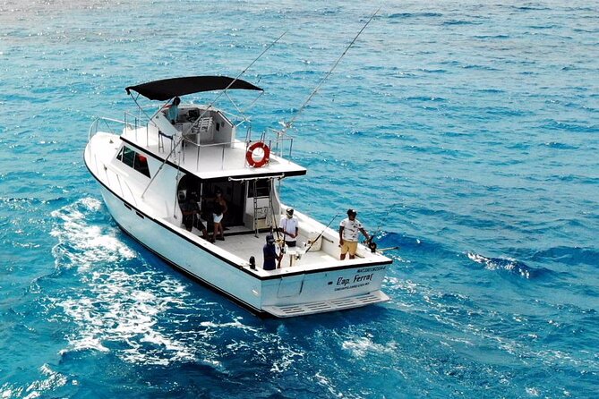 Private fishing charter Boat 48ft 12 pax Good Marlin and Sailfish - Trolling for Marlin and Sailfish