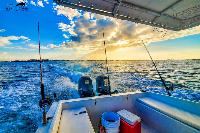 Private Inshore Fishing Experience in Isla Mujeres and Cancún - Family comfort and the motion of the sea