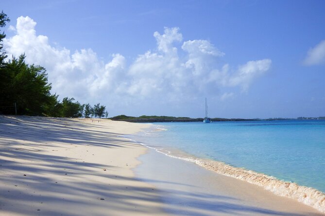 Private Snorkeling or Fishing from Nassau - 31ft Sitting Pretty - Comfort and what to bring