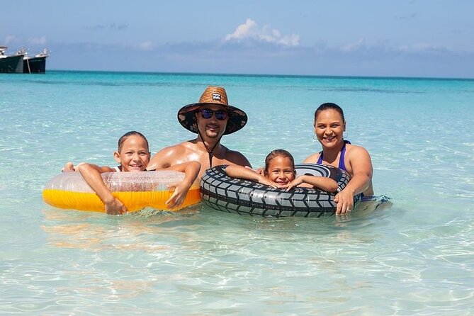 Private Snorkeling or Fishing from Nassau - 31ft Sitting Pretty - Fishing offshore, inshore, and close to the reef