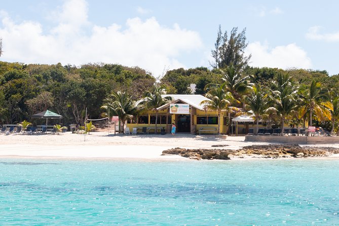 Private Speed Boat for Snorkeling or Fishing in Nassau - 34ft - Rose Island and Footprints Beach Bar and Grill