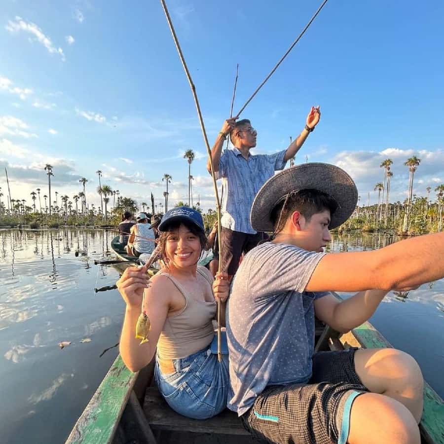Puerto Maldonado: Lake Yacumama sunset and piranha fishing - What the three-hour lake visit feels like
