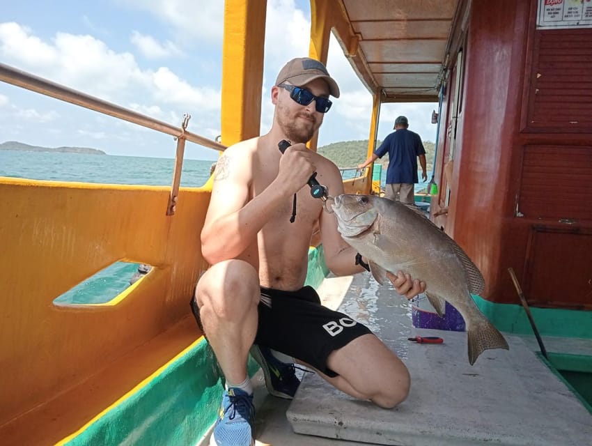 Red River Tour - Deep Sea Fishing By Boat In Phu Quoc - Learning the local fishing method at 6:00 AM