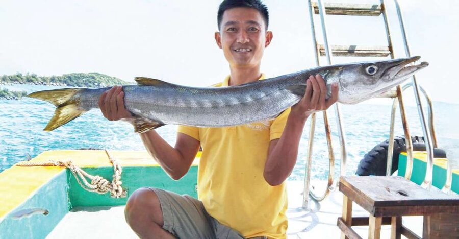 Red River Tours (Shared Trip): Deep Sea Fishing In Phu Quoc - Breakfast While the Boat Heads Offshore