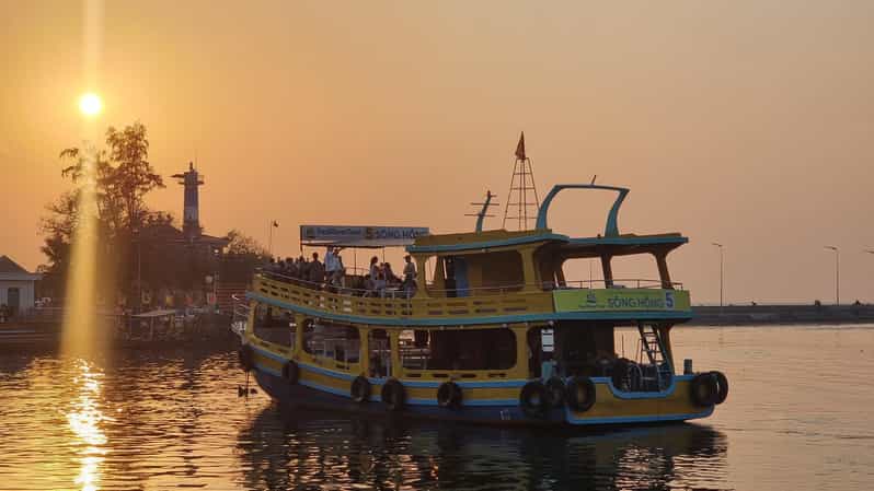 RedRiverTours - Enjoying Sunset & Night Squid Fishing - A sunset start from Duong Dong
