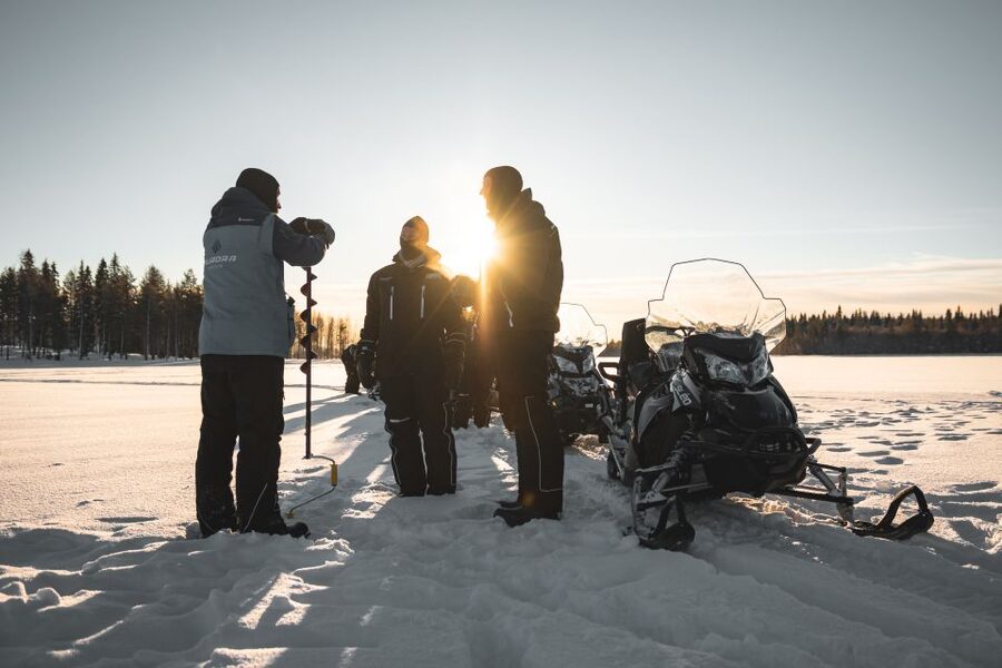 Rovaniemi: Electric Snowmobile Safari Tour with Ice Fishing - Key points to know before booking