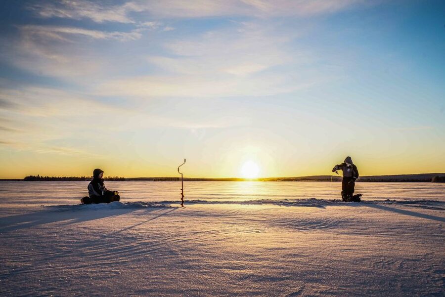 Rovaniemi: Ice Fishing on a Frozen Lake with BBQ and Photos - Leaving Rovaniemi for the frozen lake